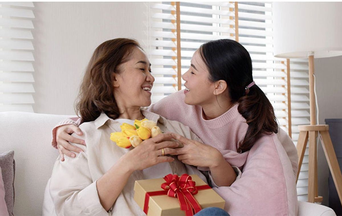 Gợi ý mua quà 8/3 cho mẹ cực ý nghĩa, độc - lạ,  phải chọn ngay